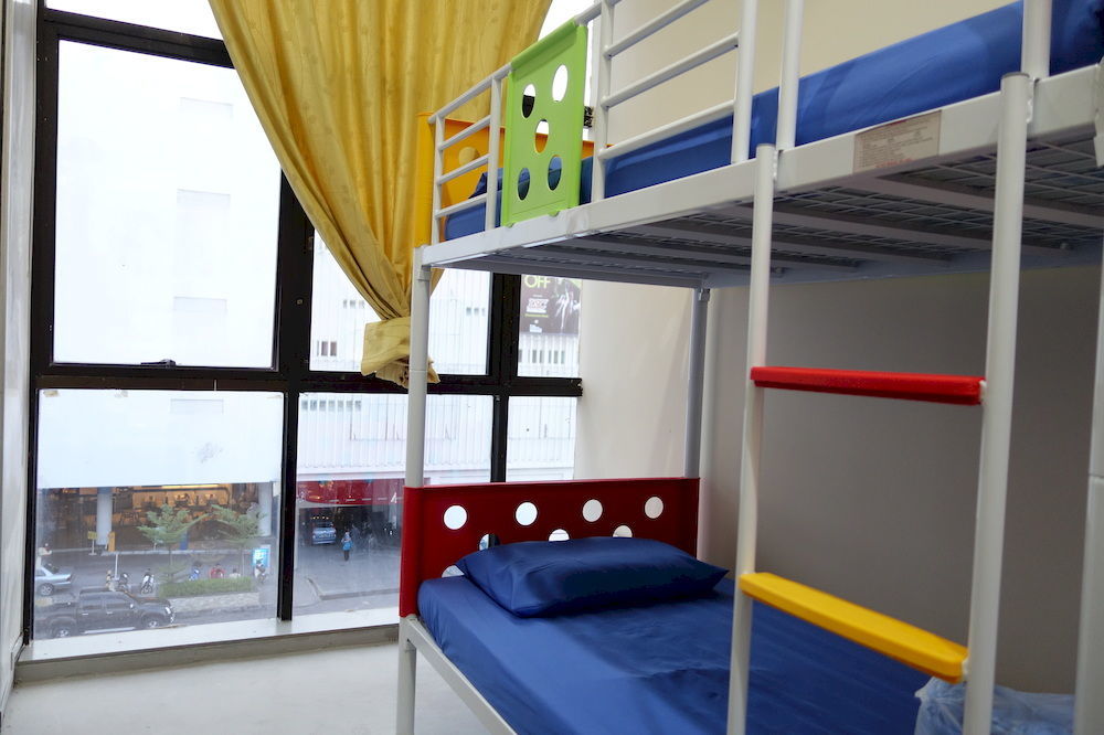 Hero Hostel Kuching Exterior foto